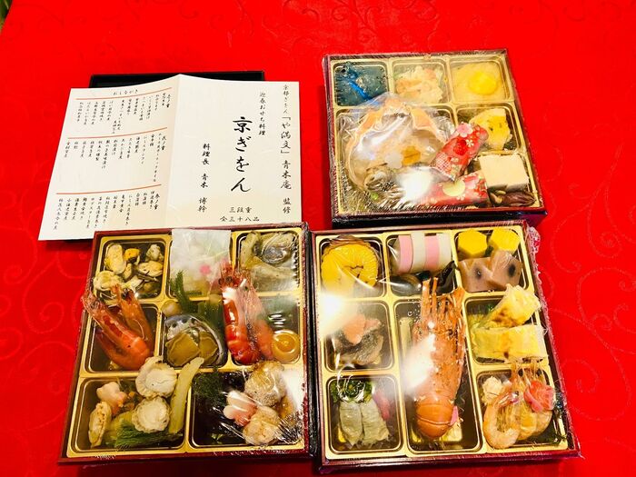 豪華絢爛!今年で3回目!おせち料理は早割でお得がオススメ