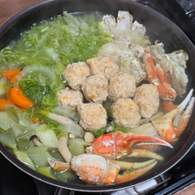 白だしだけで簡単カニ鍋。