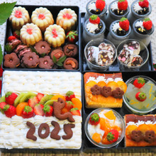 2025年我が家のスイーツおせち