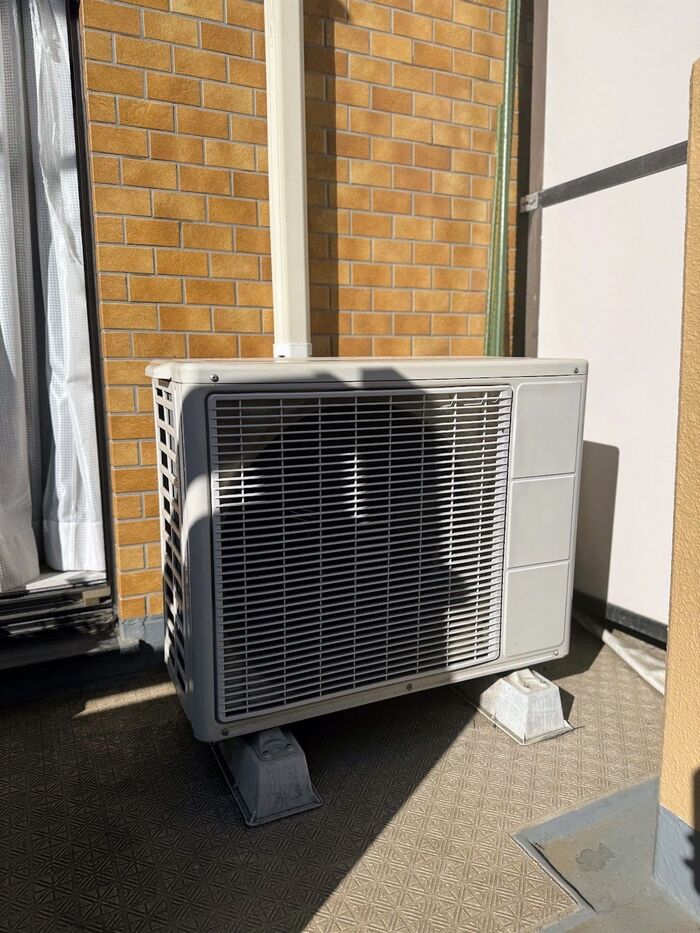 雪が降る前にチェック必須!降雪時のエアコントラブルを回避するためにしたい対策