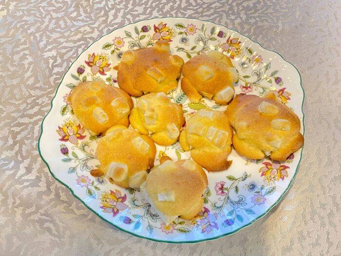 うまっ!餅のせメロンパン