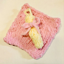 余った毛糸で小物作り!今が一番使う「リップケース」