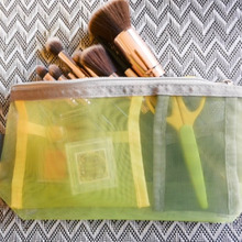 便利!コスメ収納にミドリ(MIDORI)ペン&ツールポーチ!