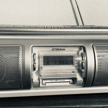 いち早く「ラジオ」から「特殊詐欺電話情報」をその都度!教えてくれるよ!