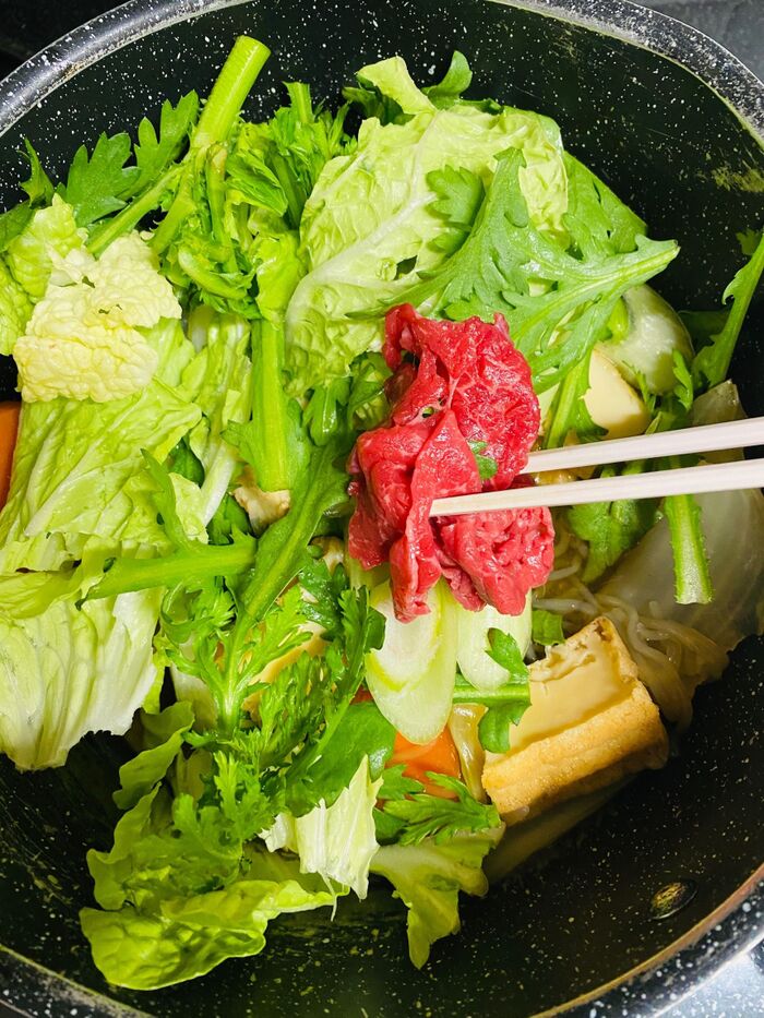 野菜もたくさん取れて栄養バランスも抜群!「すき焼き」