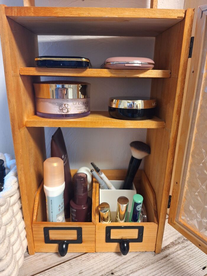 収納したコスメは?