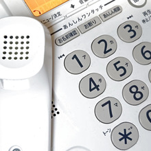 怖い実態がある?「突然の買い取り業者電話」ボロボロでもいいから服・靴など買い取りますって?