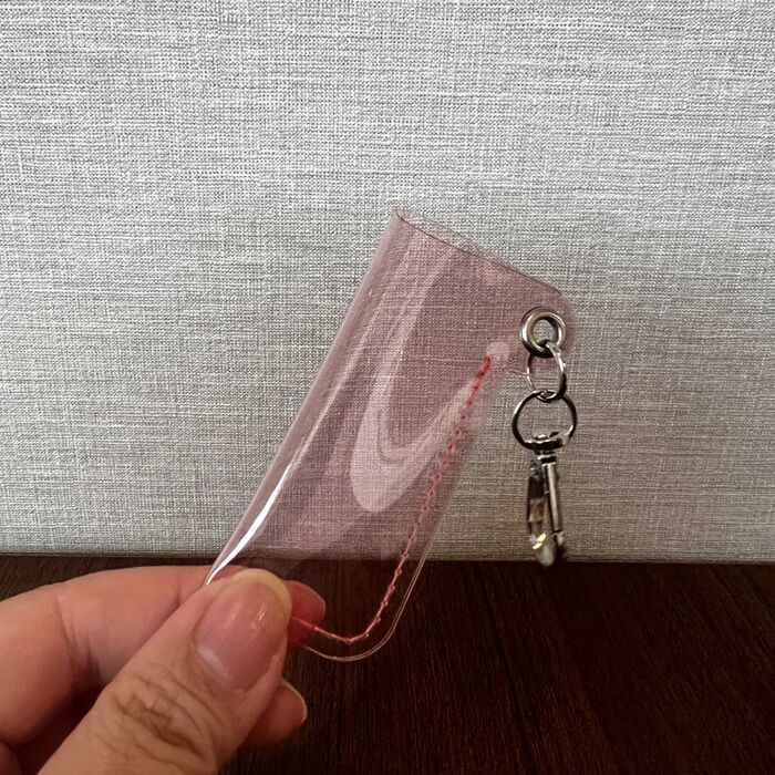 今話題のケース買ってみた!たしかに考えられてます。