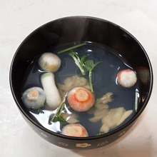 殻なしで子どもも食べやすい!あさりのお吸い物。