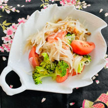 免疫力UP!「新玉ねぎと納豆の七味和え」