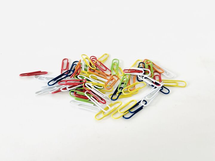 ゼムクリップ、こんなに使えるとは!まるで別モノになる意外な活用法4つ