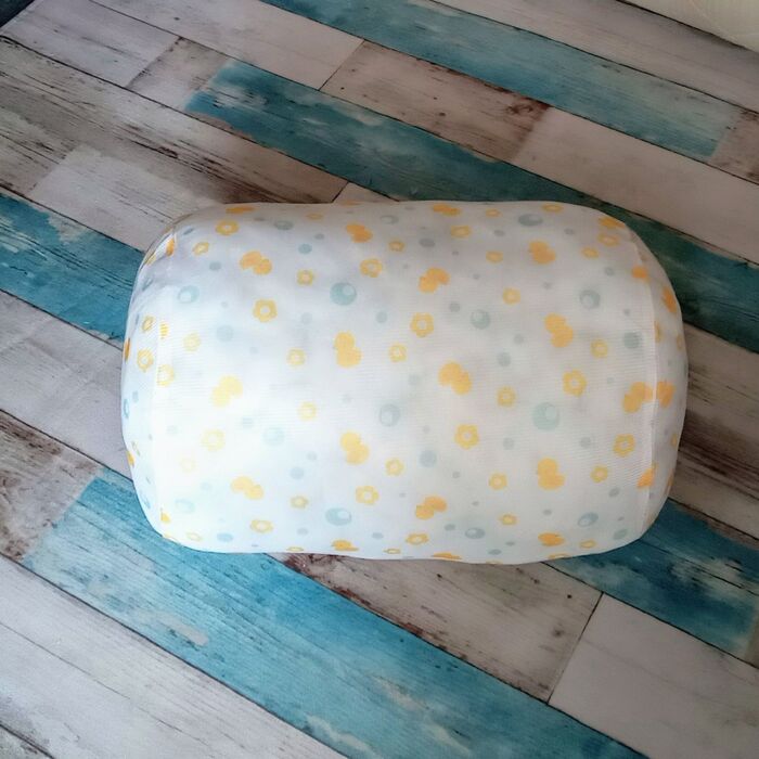 何気に頭を乗せると、枕(クッション)にピッタリ