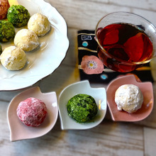 ほろっと食感!ひな祭りに彩りを添える3色スノーボールレシピ!