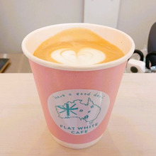 【午前のコーヒーブレイク】FLAT WHITE CAFE〈フラット ホワイト カフェ〉