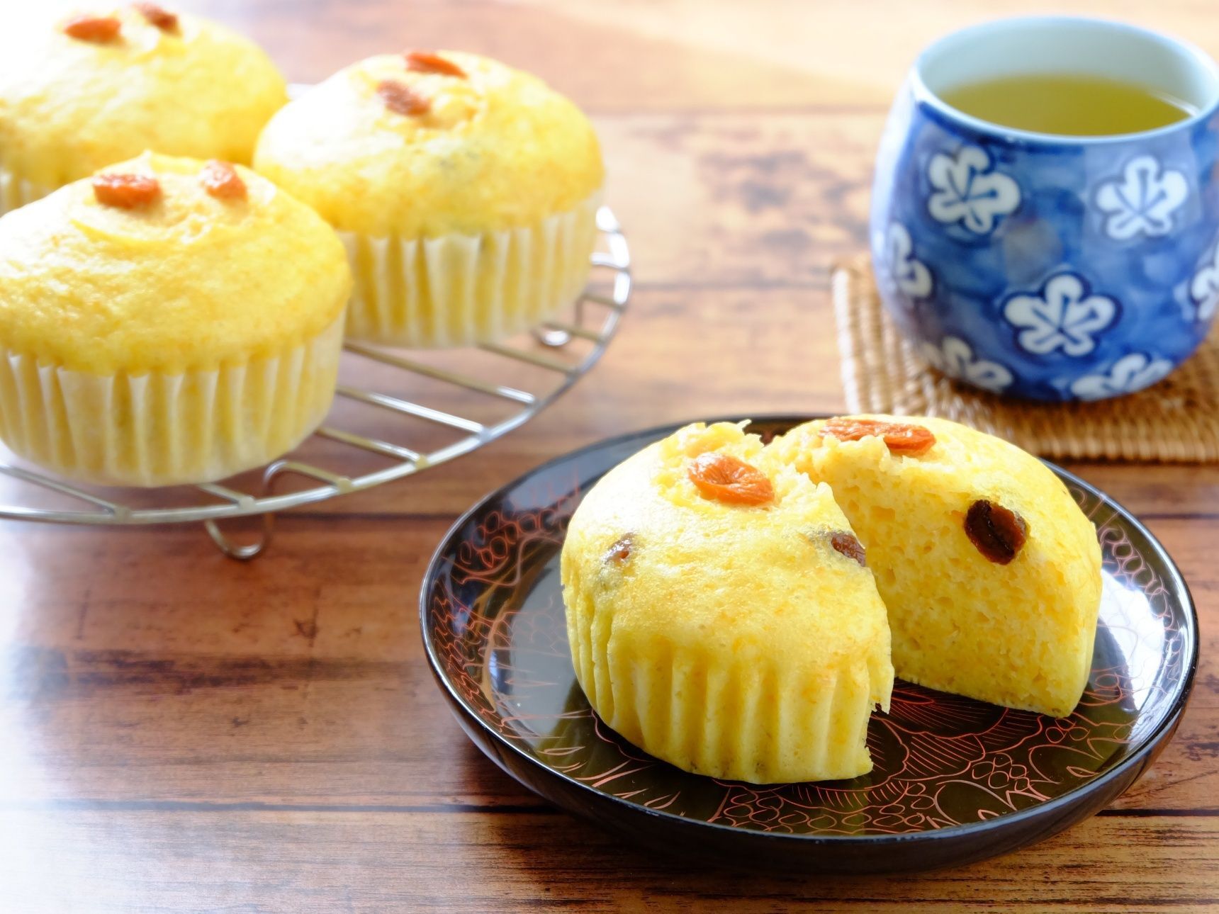 【くらし薬膳】目の疲れに優しい◎人参の蒸しパン