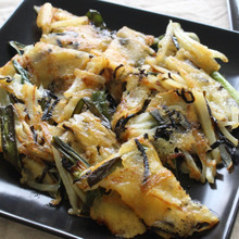 【新じゃがレシピ】じゃがいもとチーズの塩こんぶチヂミ