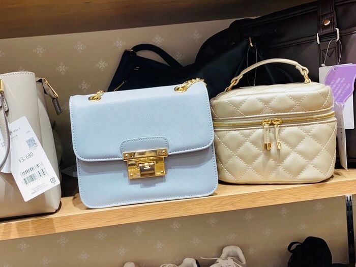 【ハニーズ】大人気!売り切れ続出!可愛いコロンとしたバニティーバッグ