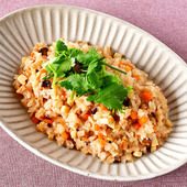 【万能おだしで作る中華おこわ】便利な野菜だし使用!