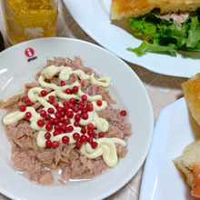 赤い魔法をひとふり! 爆速3ステップ!ツナ缶の映えディップ~!