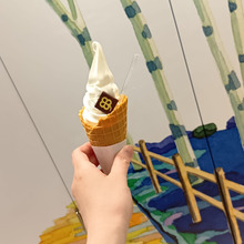 関西初出店!気軽にテイクアウトできる!よつ葉乳業直営カフェの絶品ソフトクリーム