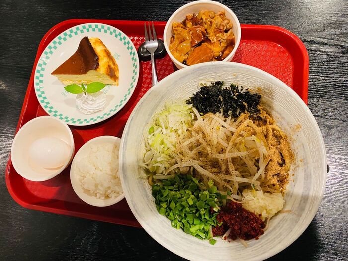 絶品!鰹節が香る台湾まぜそば!リピート間違いなし