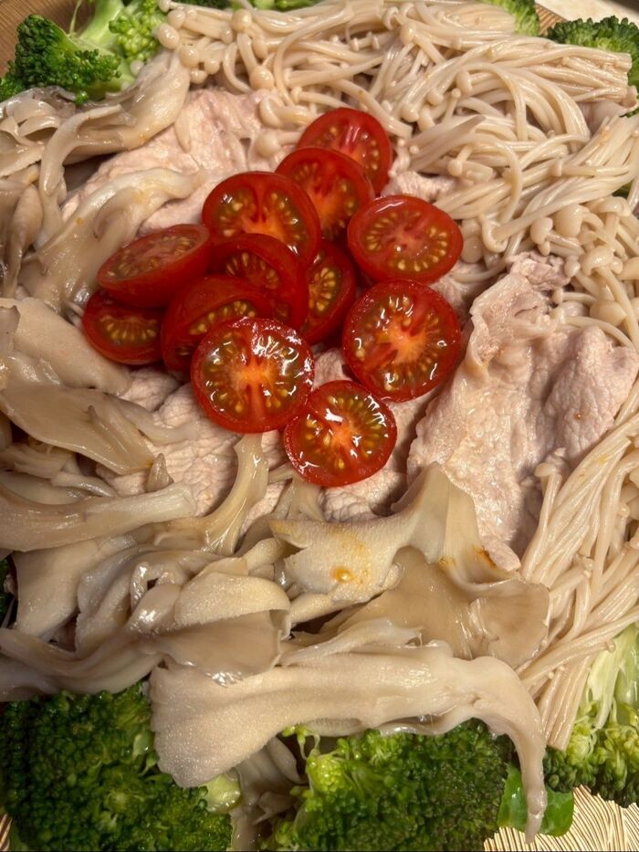 じっとり暑くて食欲無いときはさっぱり<冷しゃぶサラダ>