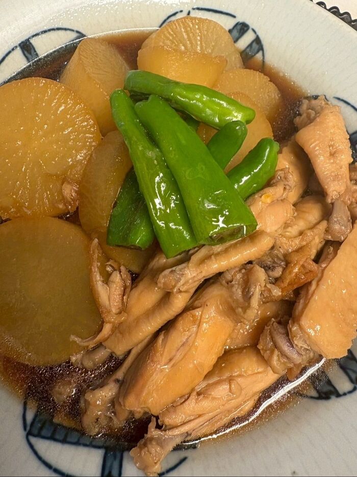 ほろっとほぐれる<大根と鶏手羽中の煮物>