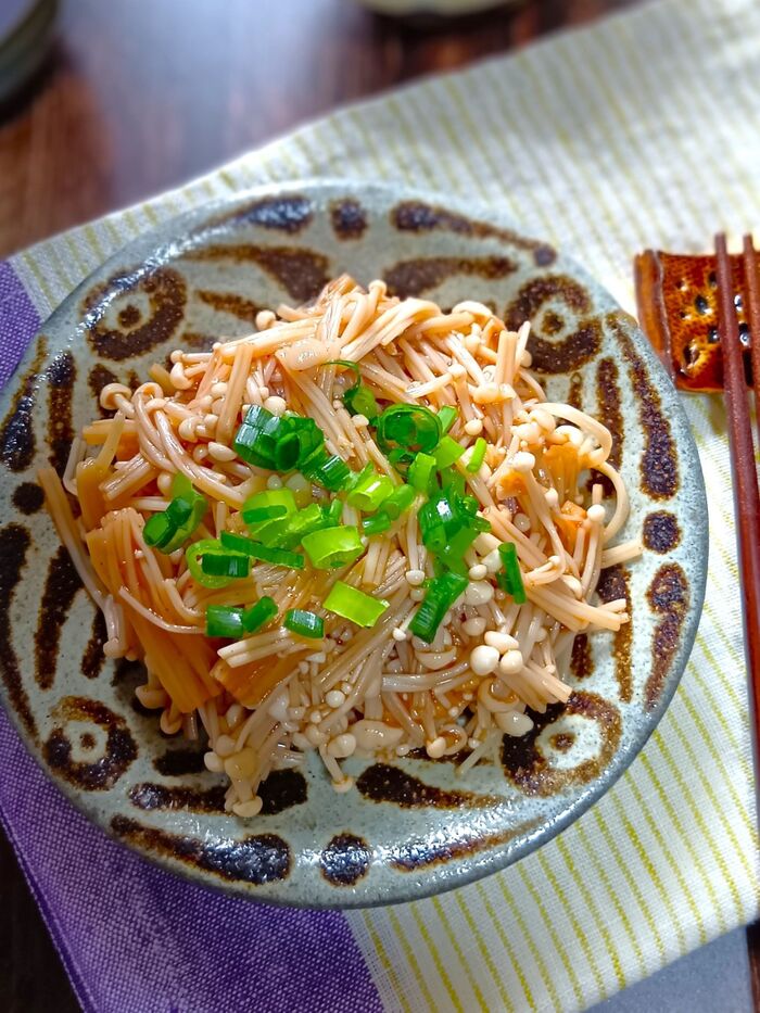 【ピリ辛コチュジャン味のえのき】火を使わずレンジで即完成~!