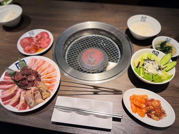 【牛角】食べ放題じゃなくても大満足!5種のお肉から〆まで楽しめるコース仕立ての新セットメニュー