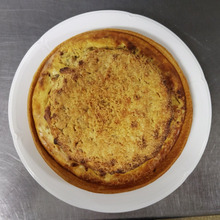 Baumkuchenと遊ぶ。カスタードなタルト