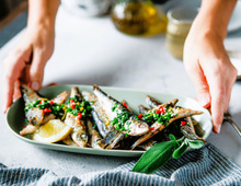魚離れ、なぜ?20年で消費量が半減した〈意外な理由〉と、プロ直伝の美味しい解決策!