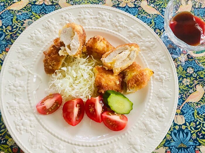 お弁当にもオススメ!チキンのチーズ挟みフライ