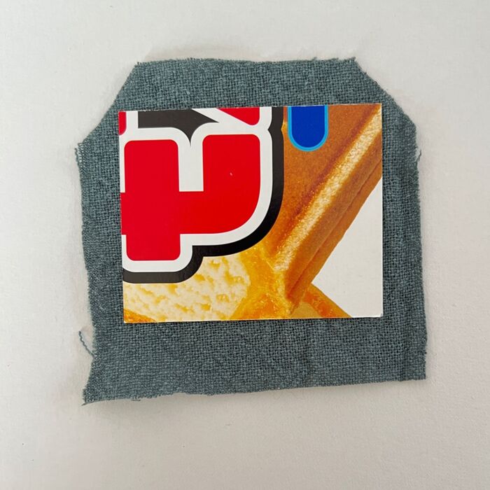 3.厚紙Eで内側を仕上げます