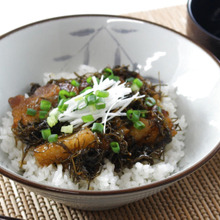旨甘辛でおいしい!昆布入り豚蒲丼の具【夏休みのお昼ごはん】