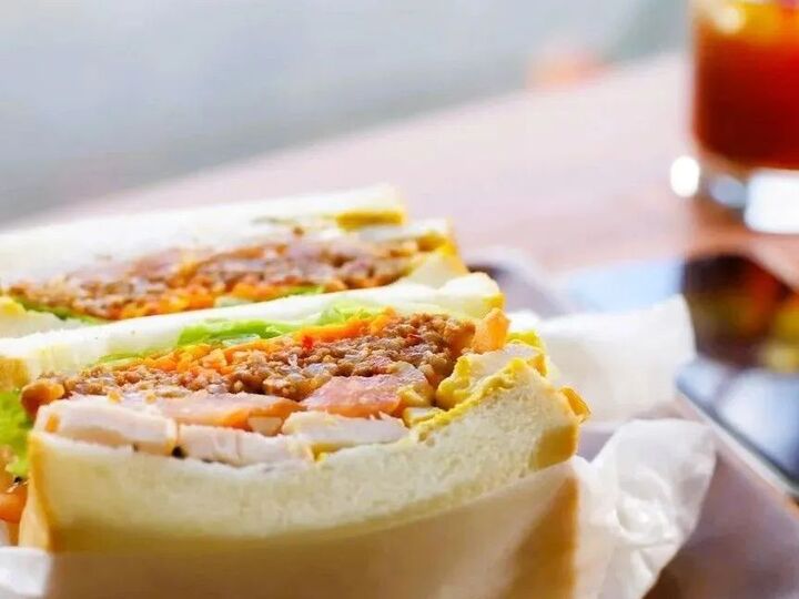 20kg痩せた管理栄養士が実践!ダイエット中の〈コンビニ飯ルール〉今日からお役立ち♡