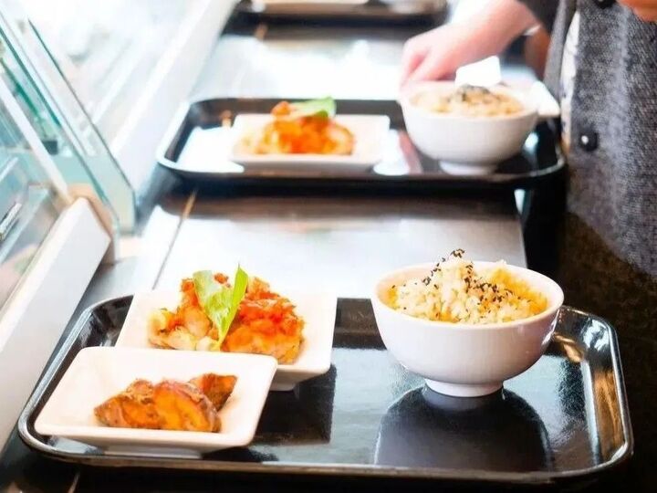 20kg痩せた管理栄養士が「外食で選ぶメニュー」3選。ダイエット中に絶対に“避けるべき”ものにも注目!