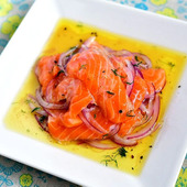 【サーモンマリネ】便利な野菜だし使用!