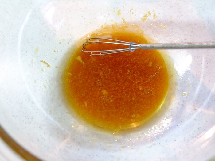 ドレッシングをつくる