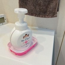 ハンドソープに水たまる問題をヨーグルトのフタで解決!