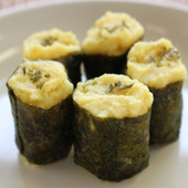 【残暑も海藻でミネラル補給~海苔を使った簡単料理】カレー味ポテトサラダの海苔巻き