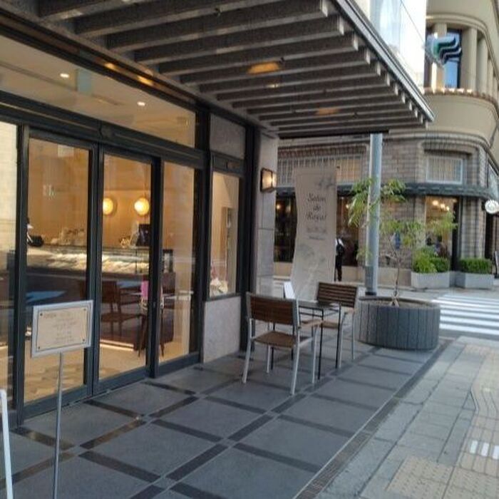 大阪北浜 サロンドロワイヤル