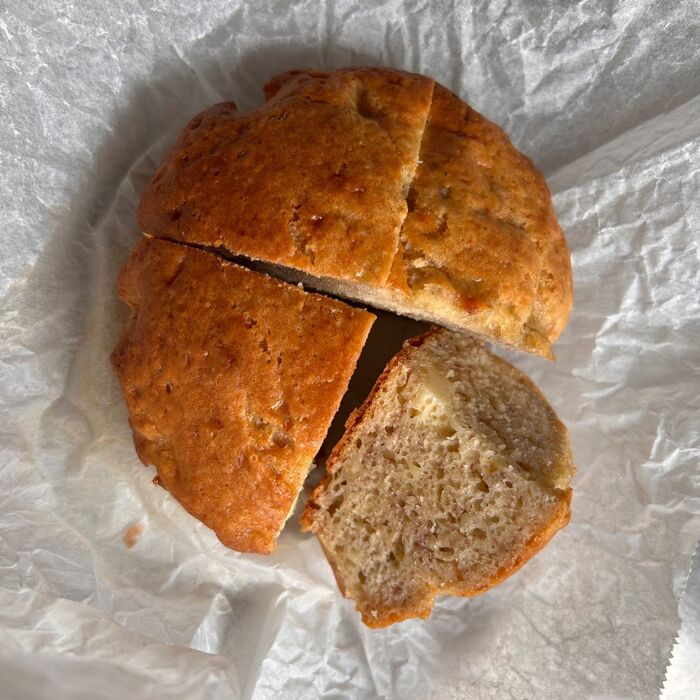 余った紙皿でケーキ作ります