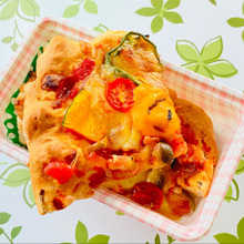 ピザ生地にホエー!ふわふわで美味しい〜ちょっとハロウィン風にアレンジ