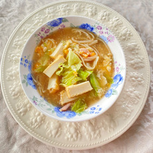 簡単な調味料で作る!「酸辣湯」