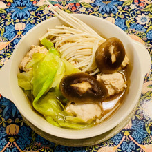 「豆腐入りふわふわ鶏団子スープ」きのこもいっぱい〜