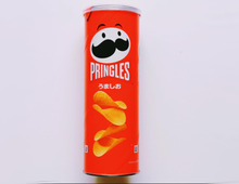 実は11年前から答えが出てた…!公式が教える『プリングルズ容器の捨て方』ハサミは使いません!