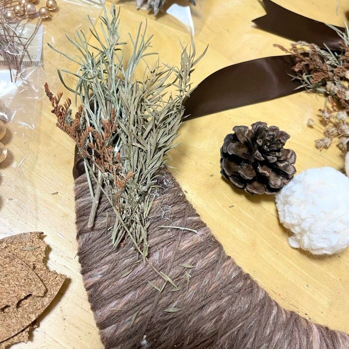 5.土台にドライやパーツを接着します