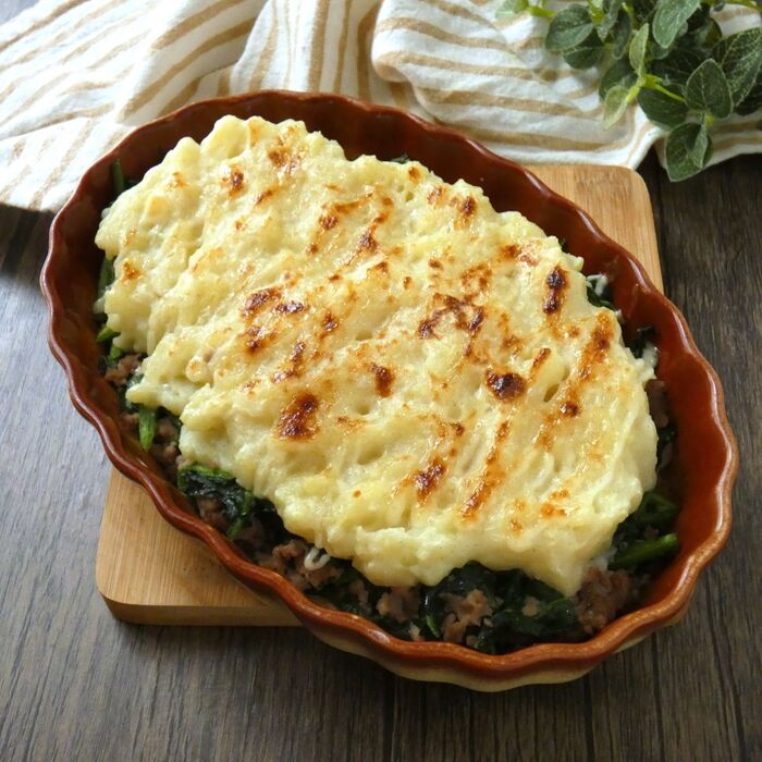 ボリュームたっぷり!「ほうれん草とひき肉のグラタン」
