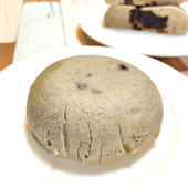 レンチンでふっかふかでほっかほか!ゴマあんまん!