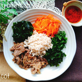 全部混ぜていただく。大麦のビビンバ風サラダ